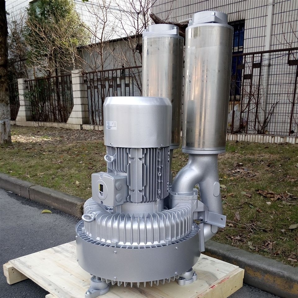 高壓風(fēng)機(jī)垂直安裝